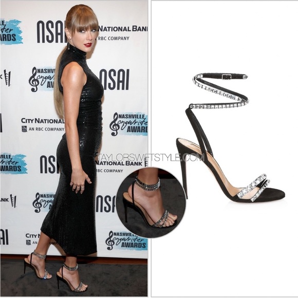 New Aquazzura So Vera Crystal-Embellished Suede Sandals 40 $1,350 - Picture 4 of 16